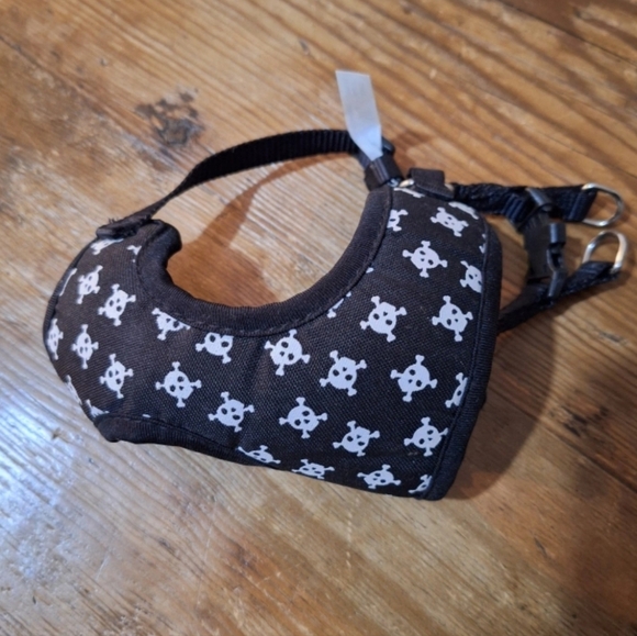 Small Skull Pet Harness - Picture 2 of 4